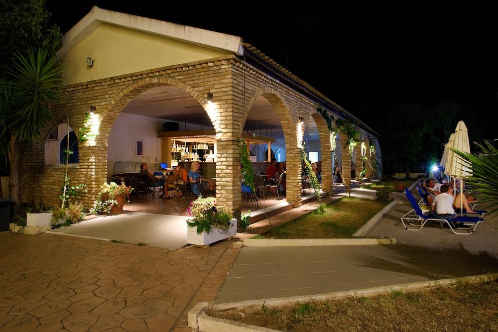 Amalia Hotel (Adults Only) Дасия Екстериор снимка