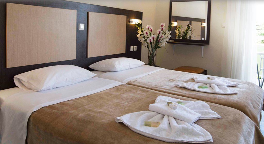 Amalia Hotel (Adults Only) Дасия Екстериор снимка